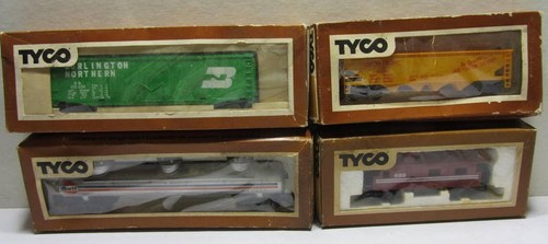 Tyco scale train - tyco,
